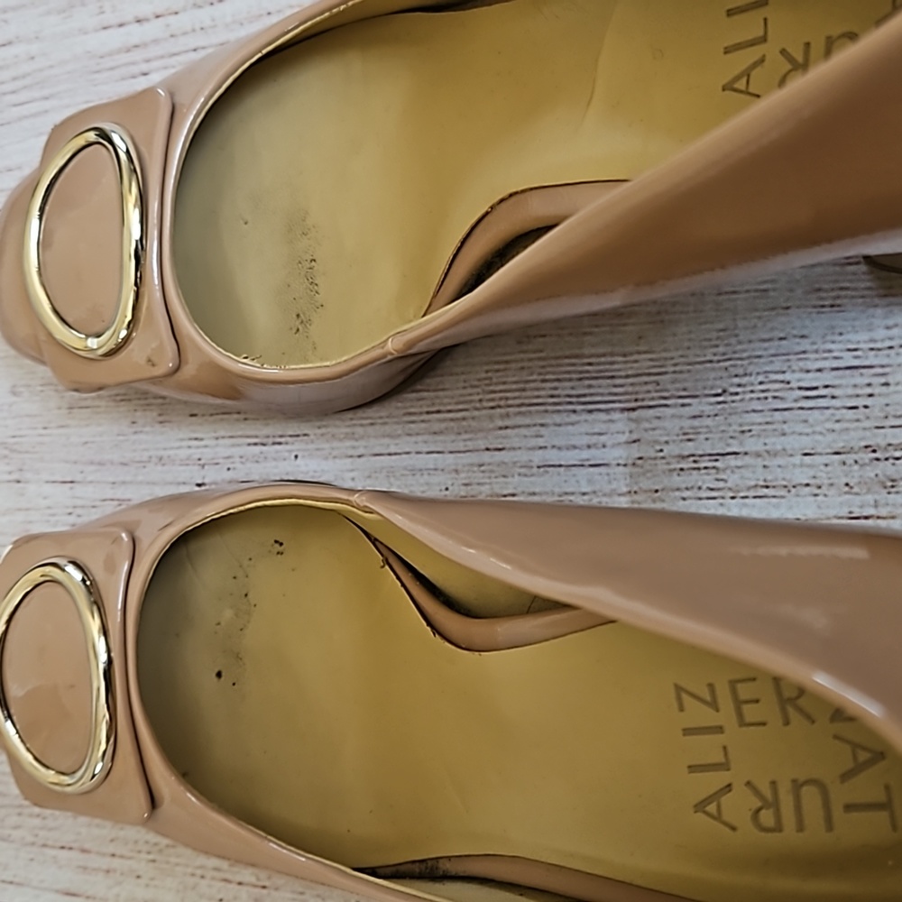 Naturalizer Nude Pump - Picture 3 of 9